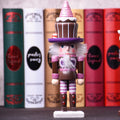 Decorative nutcracker made of pine wood, 25 cm