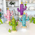 Yeouu | Vintage Christmas Cactus