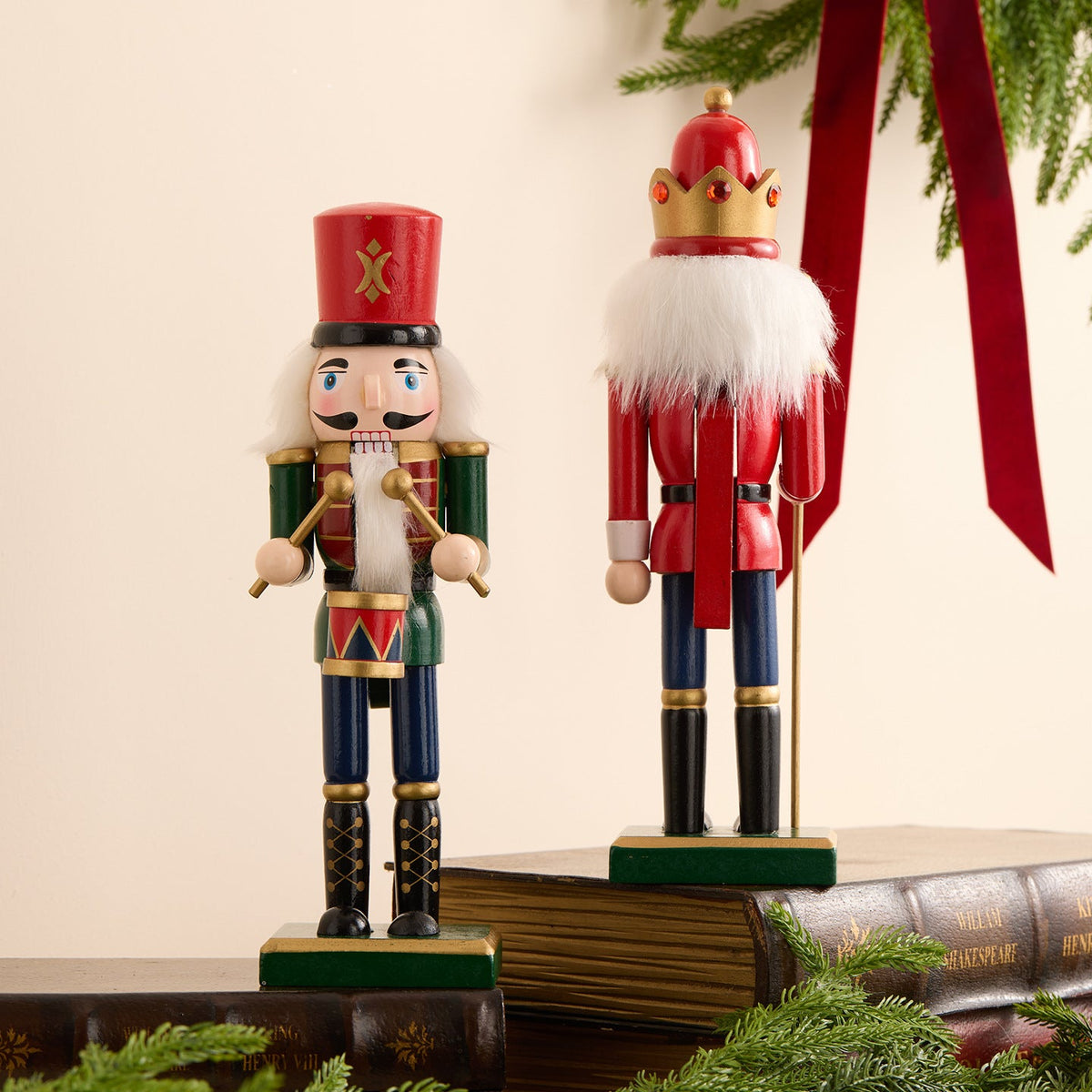 Nutcracker Soldier, modern Christmas decoration