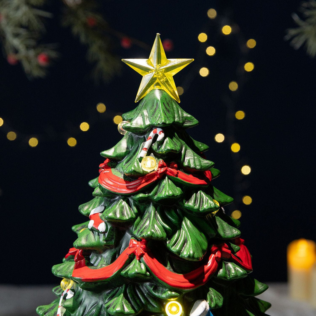 Christmas tree music box with rotation and lifting function