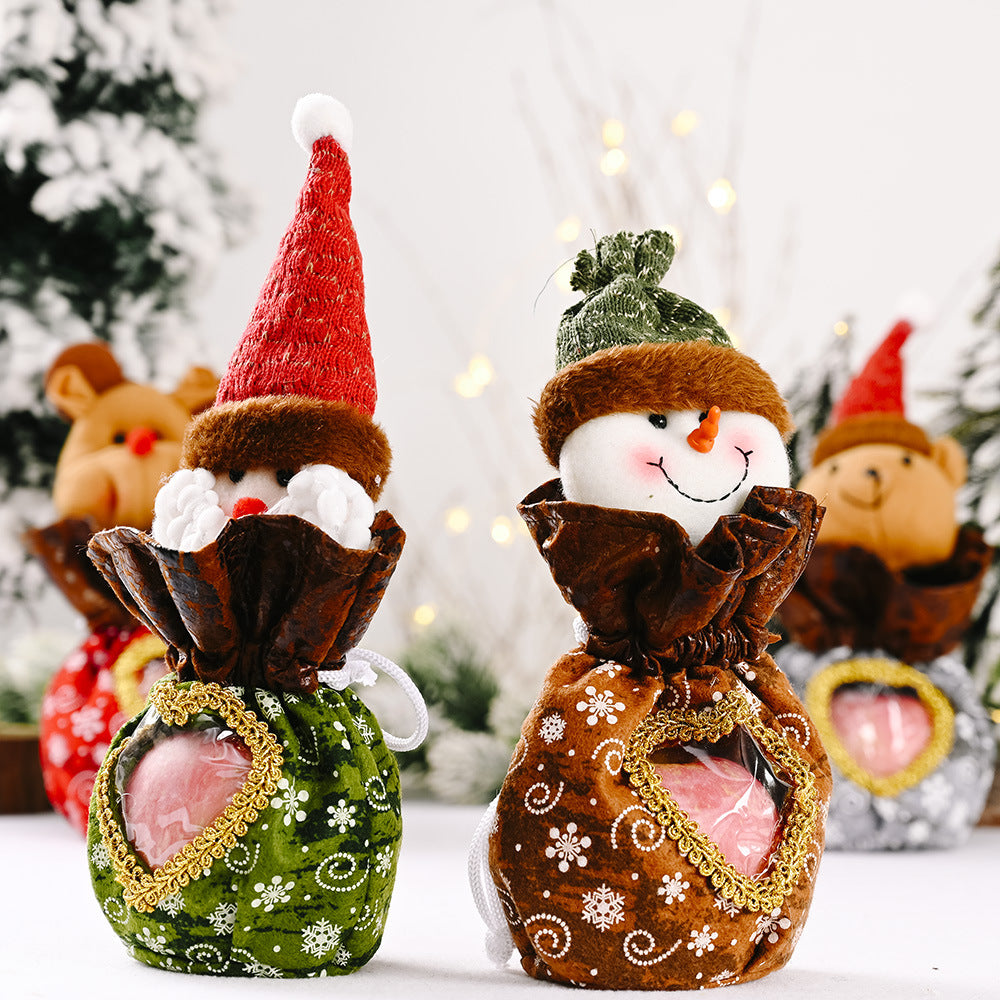 Cute Christmas figure with heart pouch Yeouu