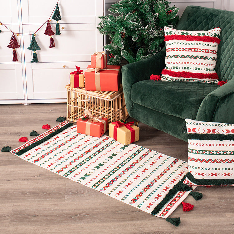 Flat-woven runner rug with Nordic Christmas pattern, tassels and cotton blend Yeouu