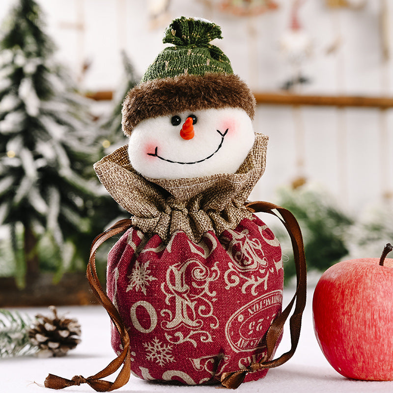 Cute Christmas figure with heart pouch Yeouu