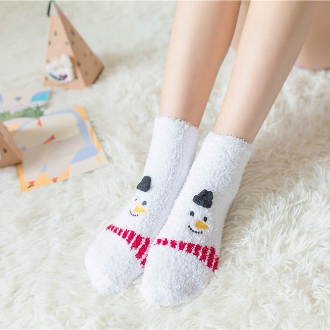 Yeouu | Christmas socks in gift box design | Plush house & cuddle socks | Universal size