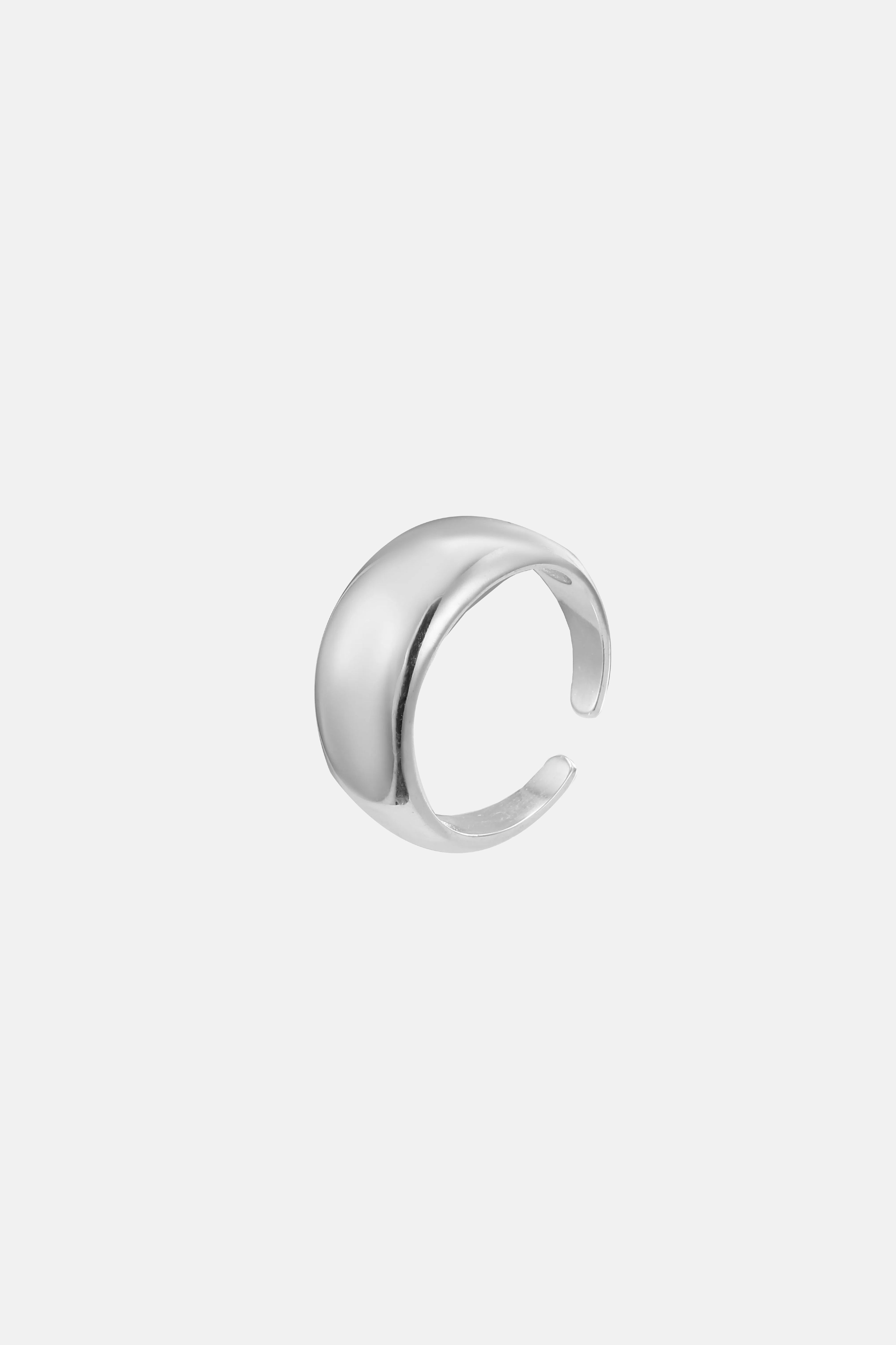 Pooling Wide Dome Ring