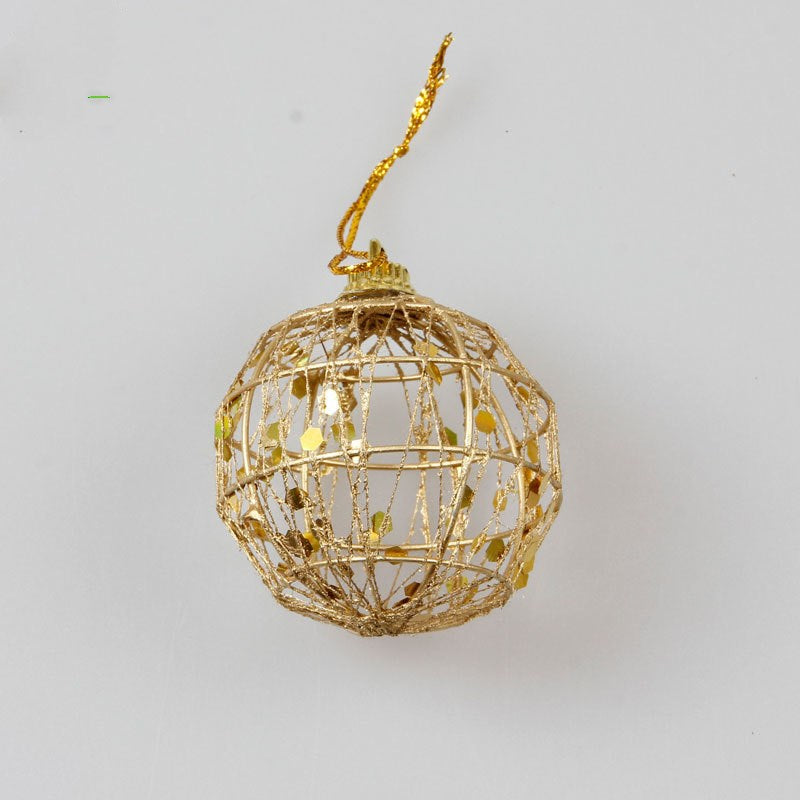 Yeouu | Gold dusted scaly Christmas ball