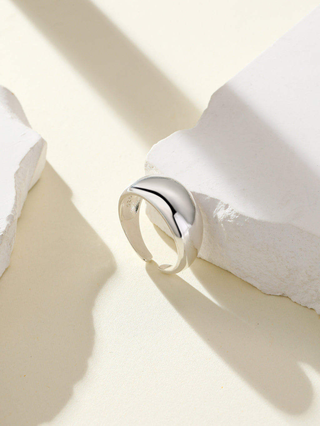 Pooling Wide Dome Ring