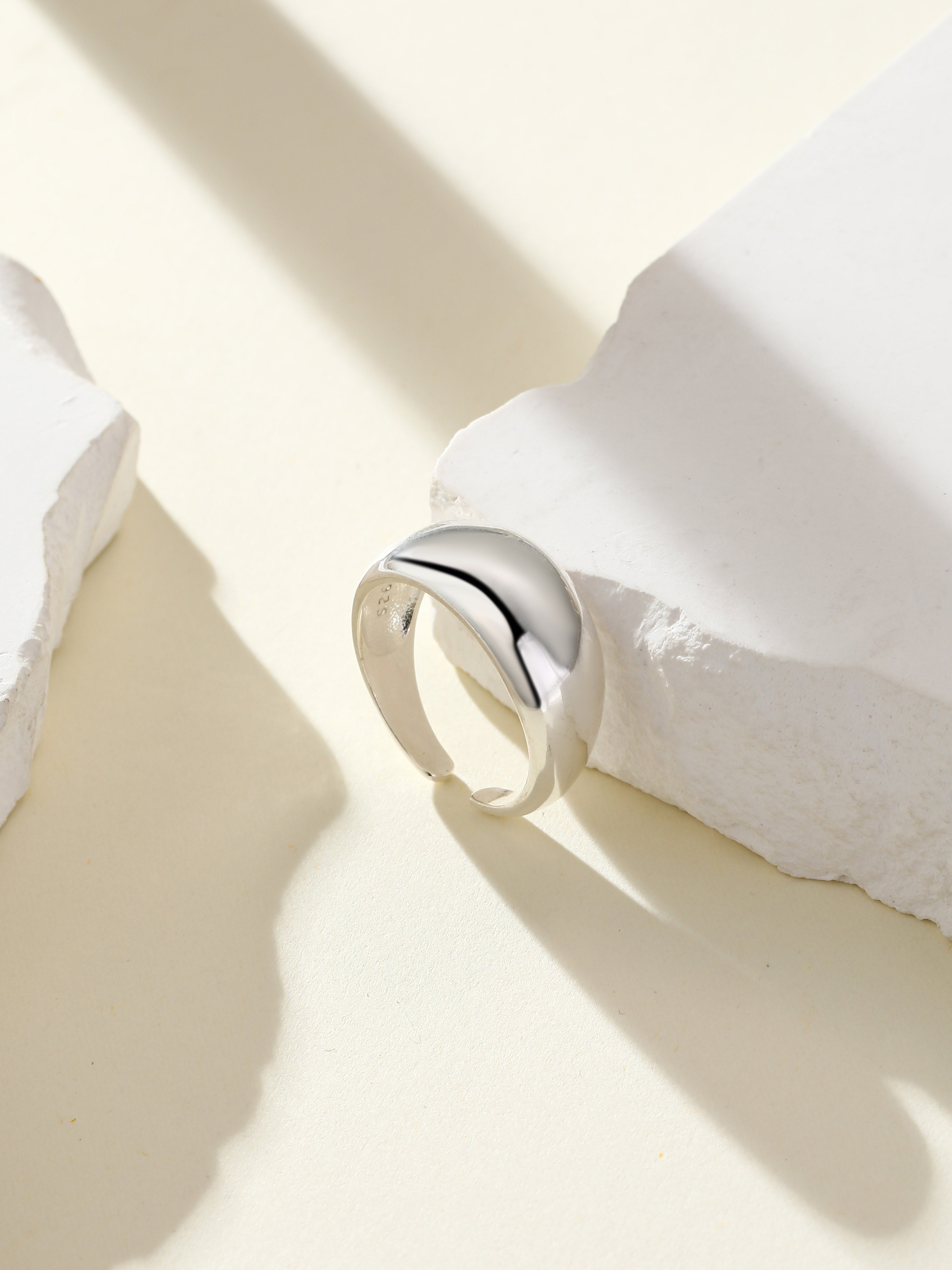 Pooling Wide Dome Ring