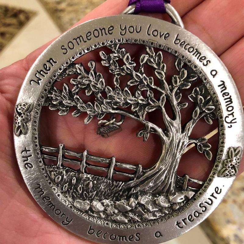 Yeouu | "When Someone You Love Becomes a Memory" - Merry Christmas Memorial Ornament