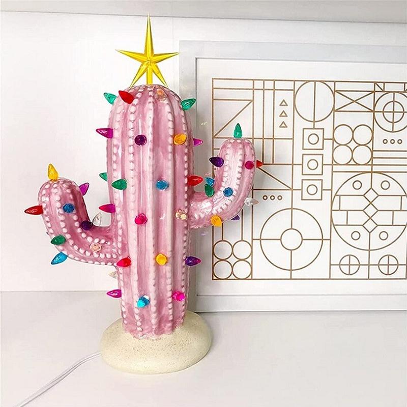 Yeouu | Vintage Christmas Cactus