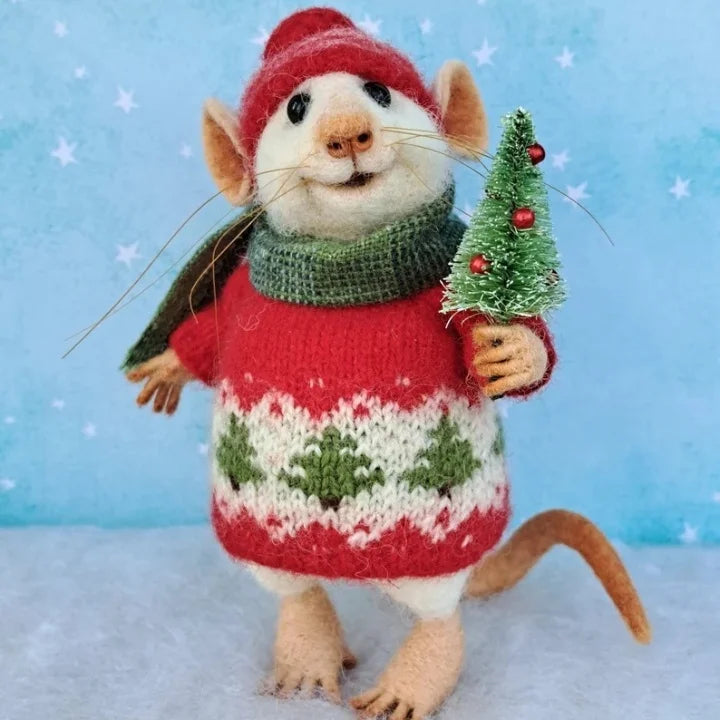 Yeouu | Handmade felt mouse | Christmas decoration & gift idea | Needle felted from wool & fabric | Sustainable