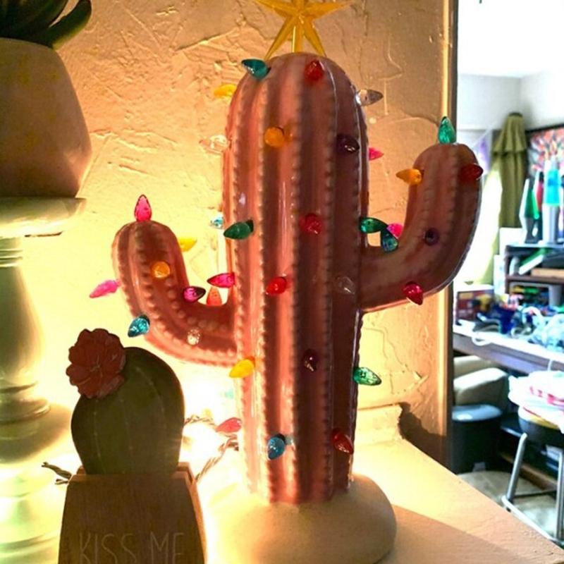 Yeouu | Vintage Christmas Cactus