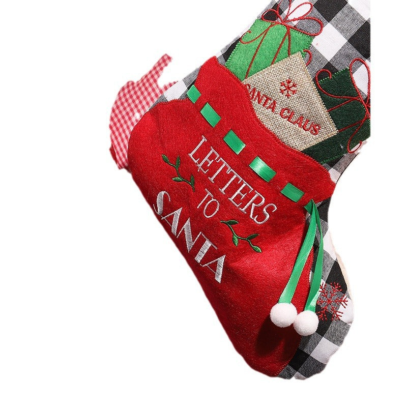 Festive Christmas stocking with classic motifs Yeouu