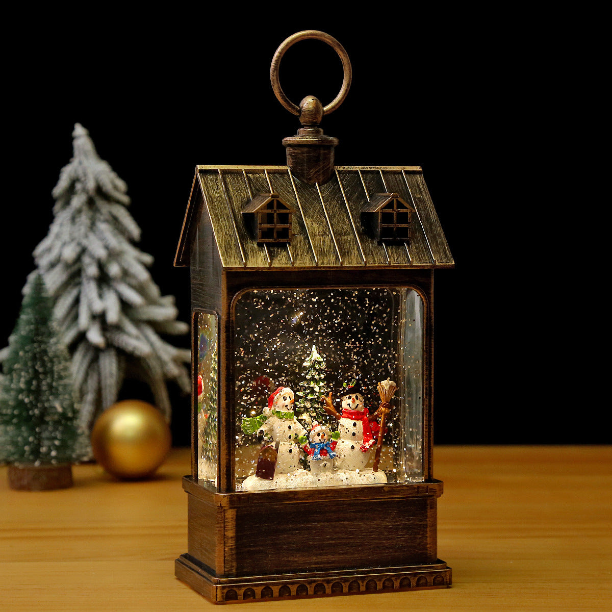 Nostalgic Christmas lantern with movable large Santa Claus Yeouu
