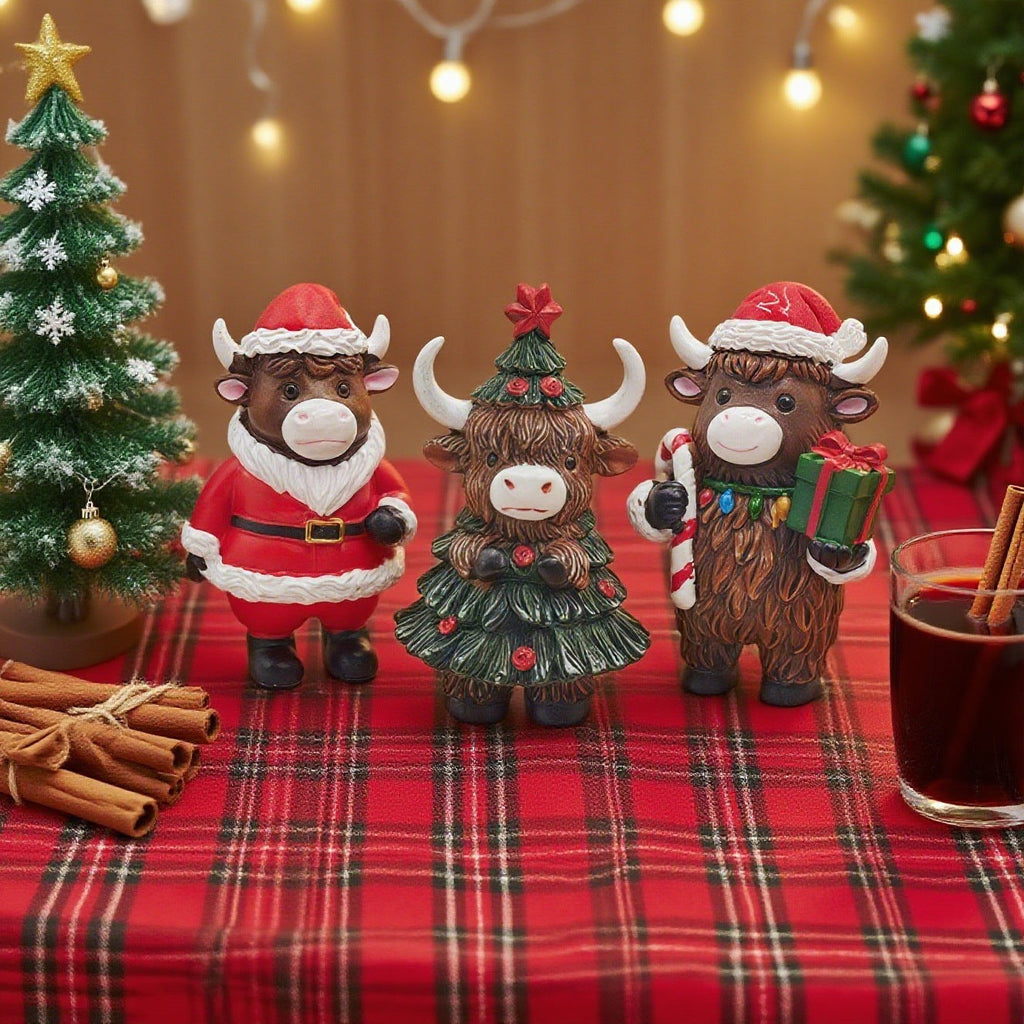 Christmas decoration figure in Highlands cattle design Yeouu