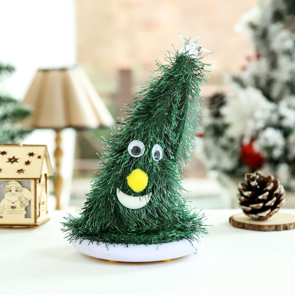 Decorative Christmas tree with light Yeouu