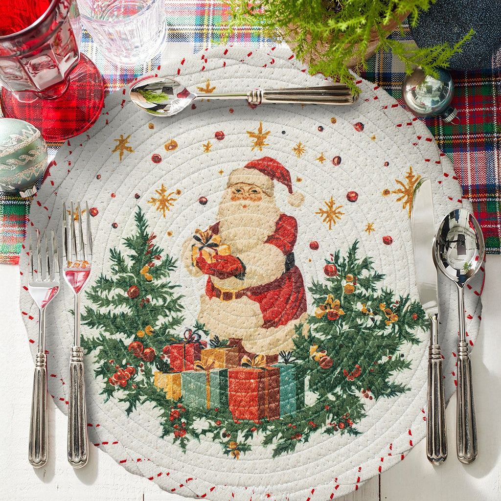 Braided round Christmas tree skirt made of cotton with quilted winter motif Yeouu