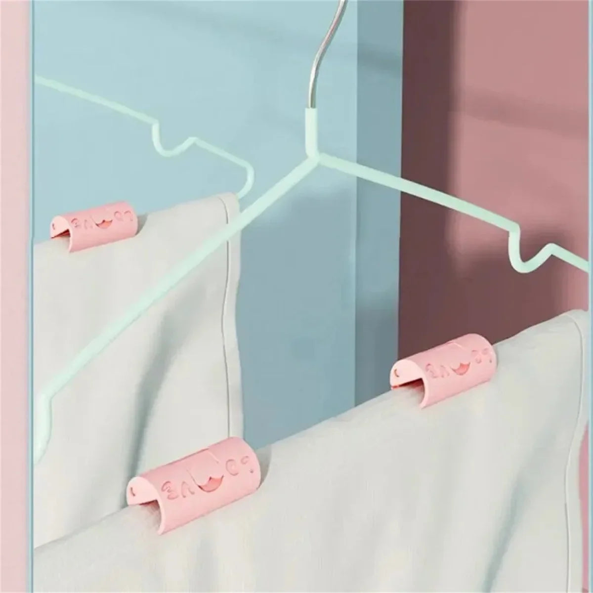 Needle-free  Non-slip Mattress Holder