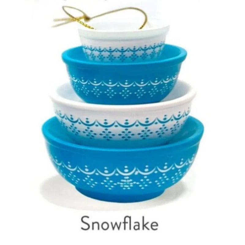 Yeouu | RetroGlow — Make your tree the centerpiece of unforgettable vintage Christmas