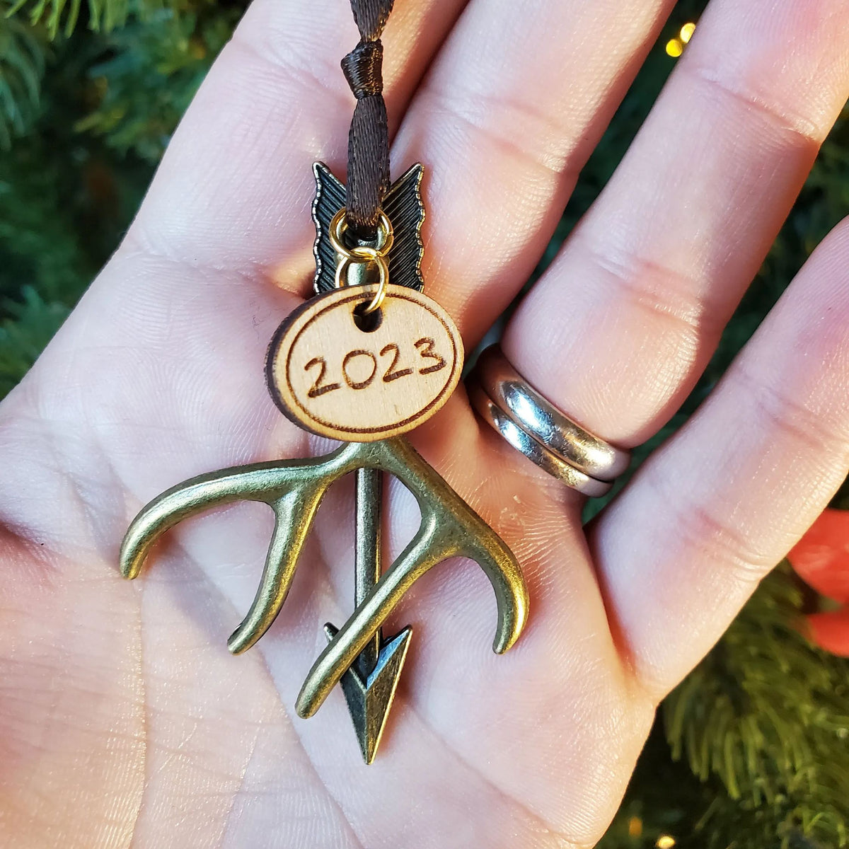 ✨2023 Hunting Christmas Tree Ornament🦌
