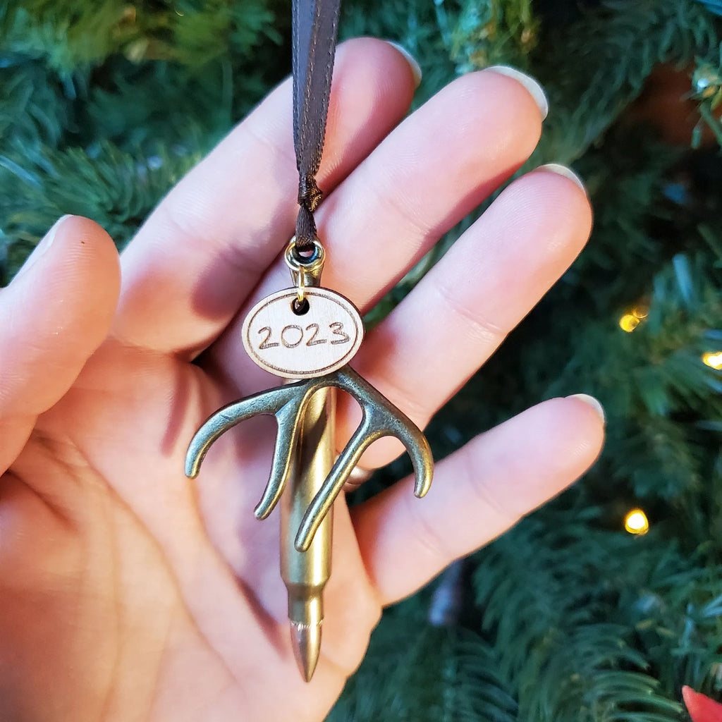 ✨2023 Hunting Christmas Tree Ornament🦌