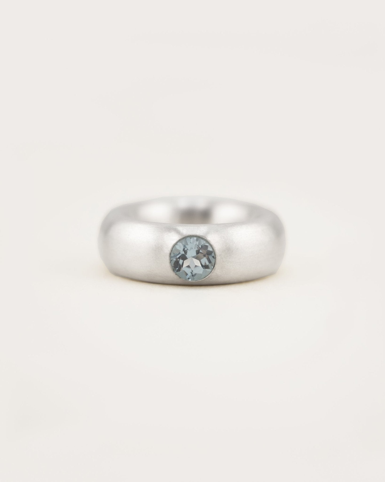 Luna Ring