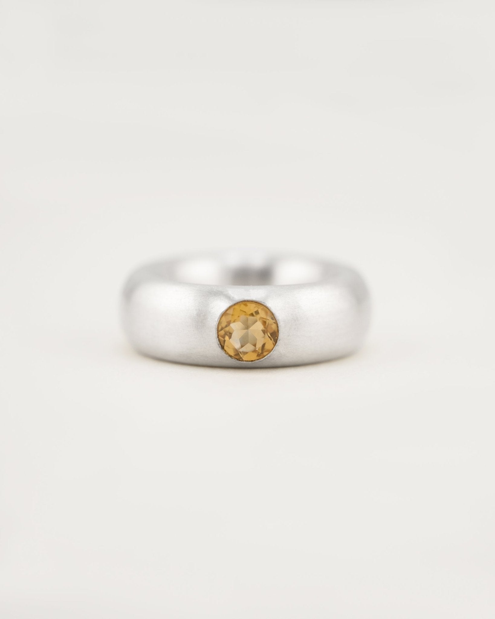 Luna Ring