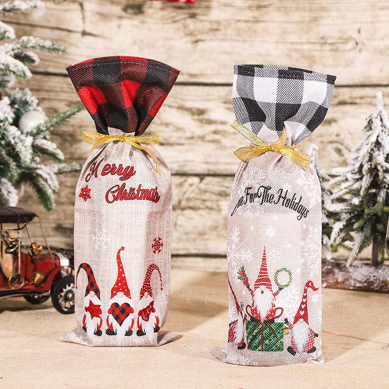 Yeouu | Christmas Santa Bottle Cover