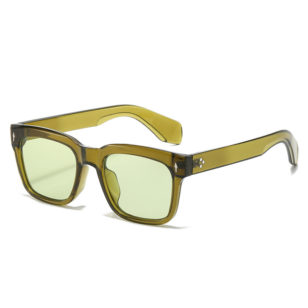 Sleek Square Frame Sunglasses 
Maetiva