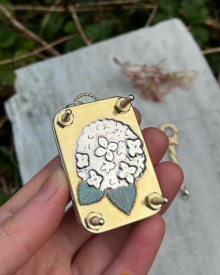 Miroken | Mini Flower Press | Compact Botanical Keepsake Maker | Portable Craft Tool